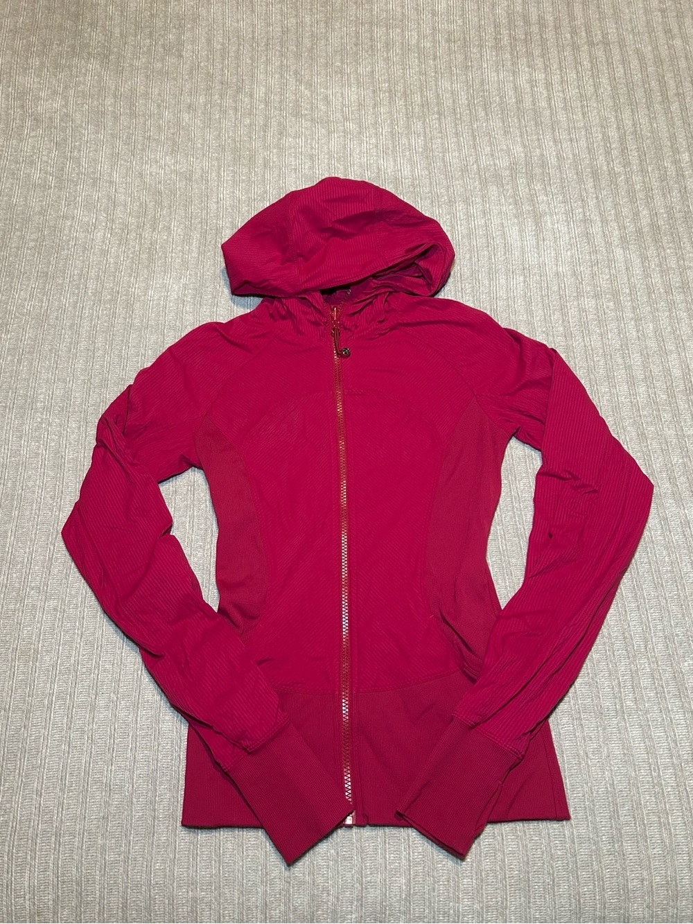 Lululemon In Flux Reversible Jacket Cranberry Size 4